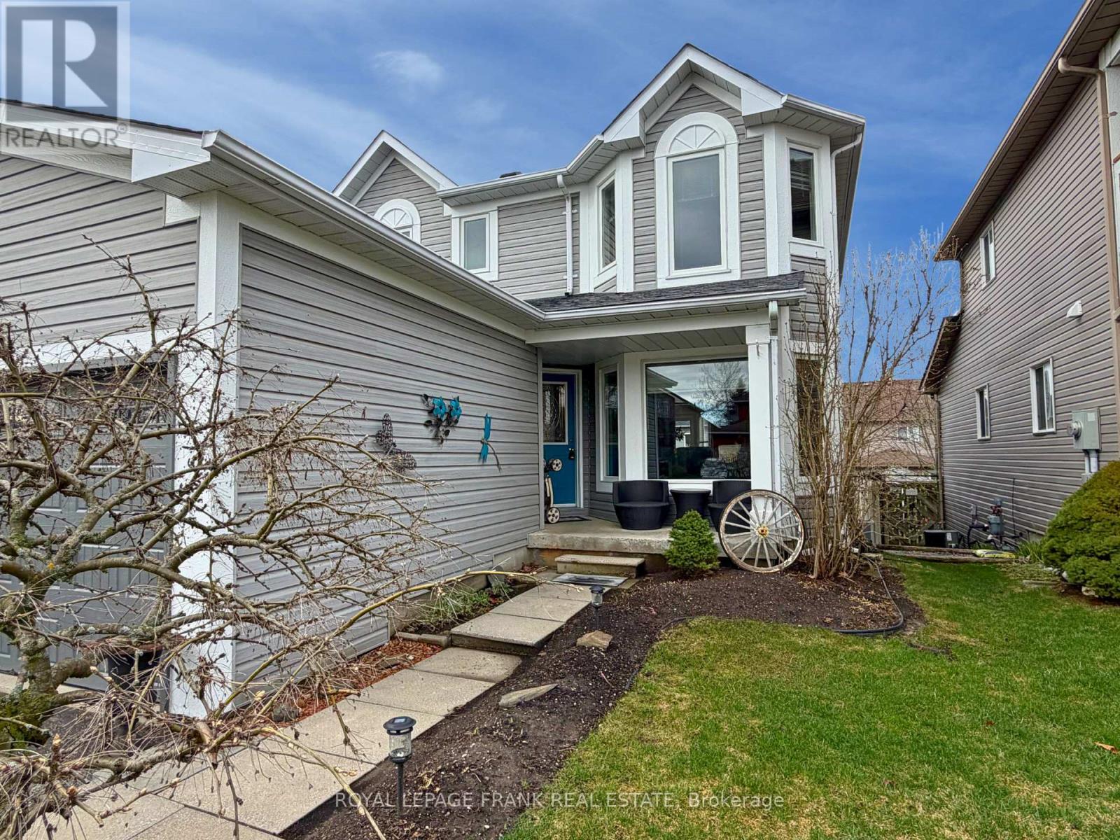 70 Weldrick Crescent, Clarington, Ontario  L1C 5E7 - Photo 2 - E13012596