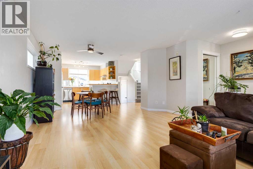 488 Prestwick Circle Se, Calgary, Alberta  T2Z 4P6 - Photo 8 - A2300417