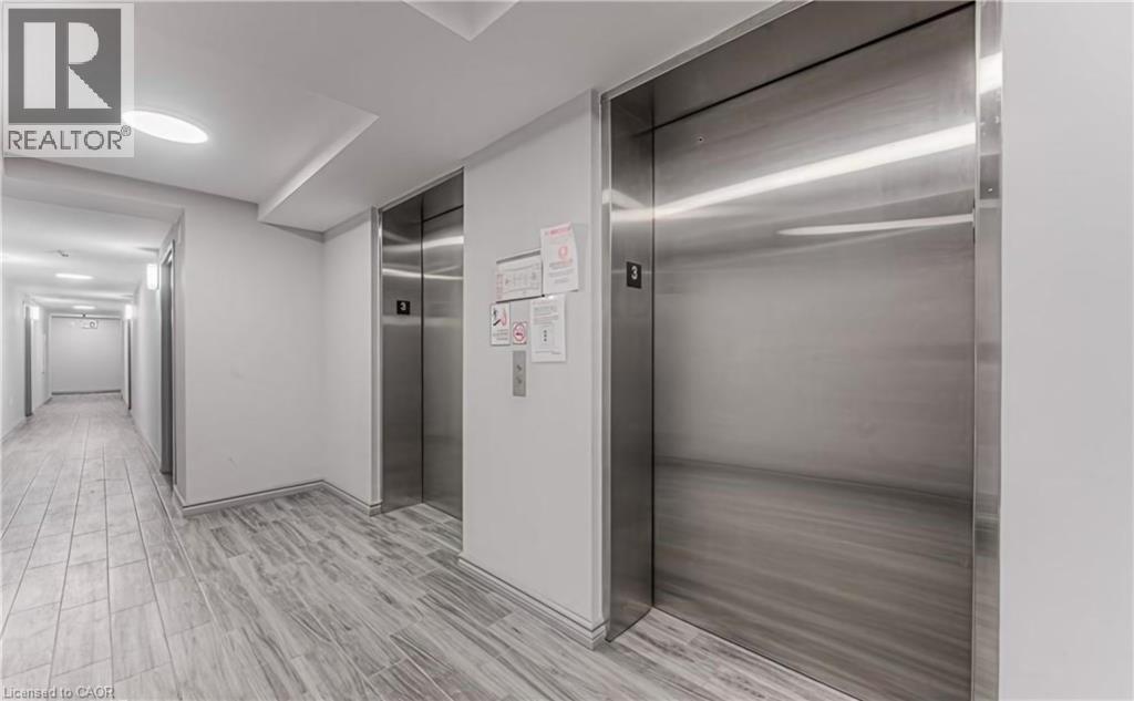 275 Larch Street Unit# 301b, Waterloo, Ontario  N2L 3R2 - Photo 3 - 40820492
