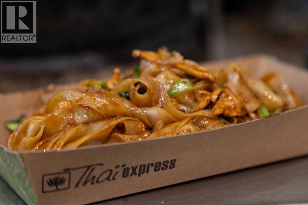 #z-118, 4825 Mount Royal Gate Sw, Calgary, Alberta  T3E 6K6 - Photo 12 - A2302449