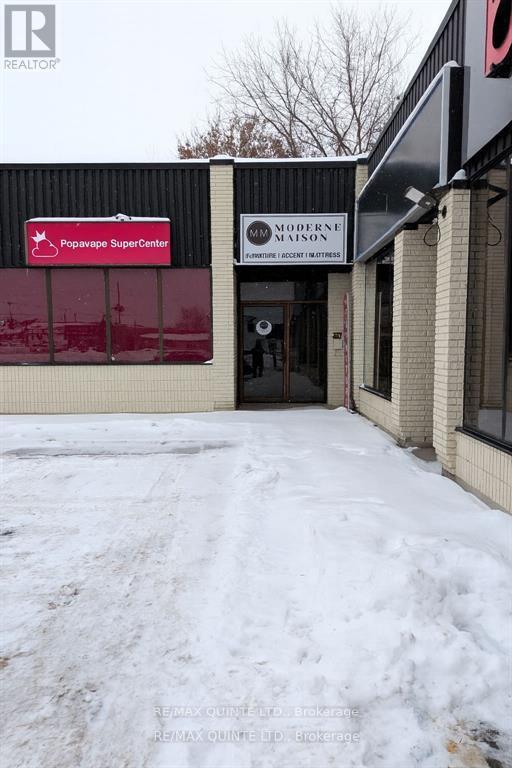 Unit #4 - 257 Dundas Street E, Quinte West, Ontario  K8V 1M1 - Photo 2 - X13012624