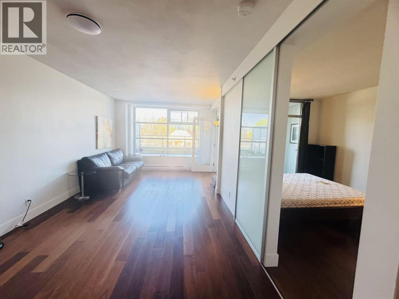 4375 West 10th Avenue, Vancouver, British Columbia  V6R 2H6 - Photo 11 - R3112695