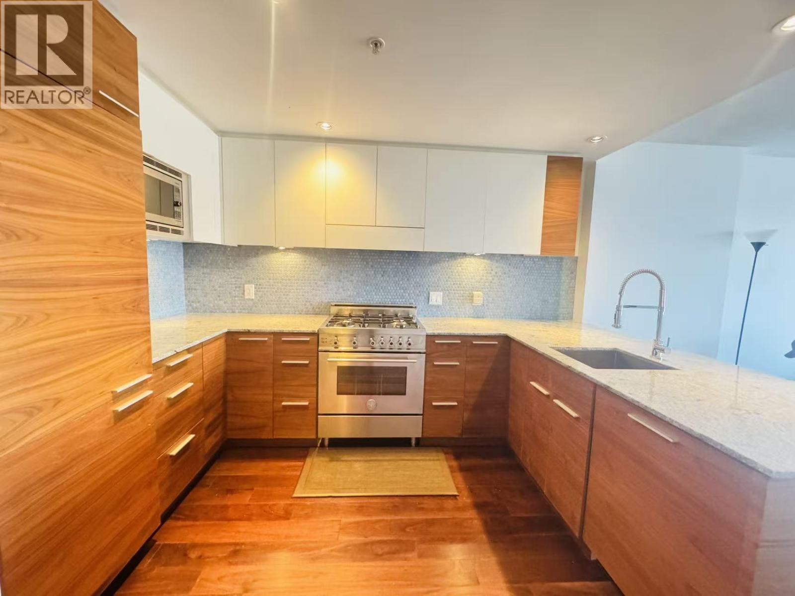 4375 West 10th Avenue, Vancouver, British Columbia  V6R 2H6 - Photo 2 - R3112695