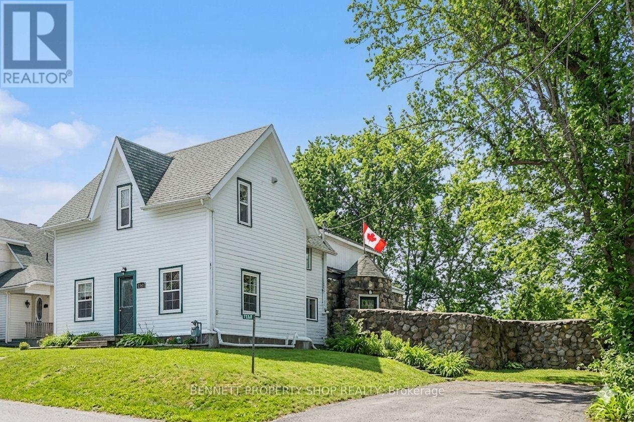 1134 O'GRADY STREET, Ottawa, Ontario