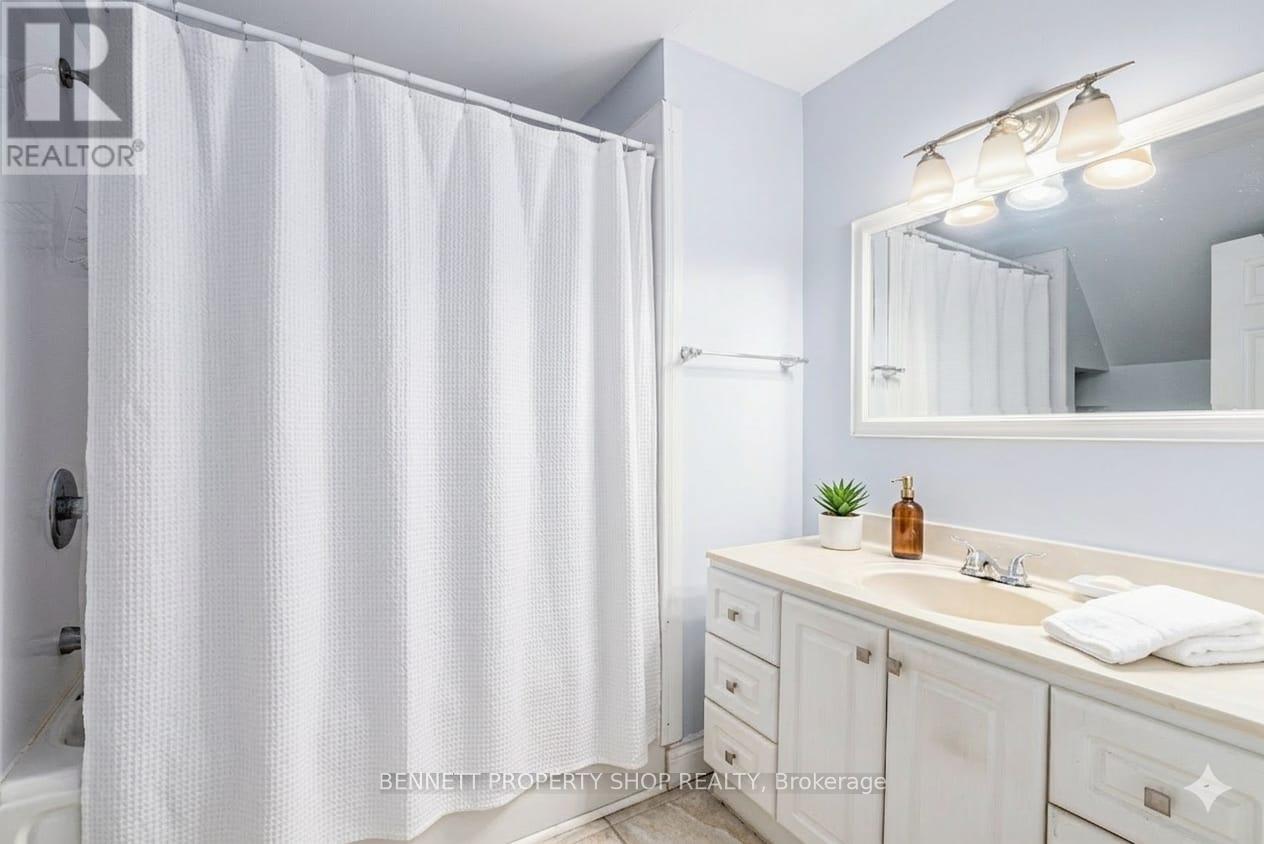 1134 O'grady Street, Ottawa, Ontario  K4M 1J3 - Photo 11 - X12540928