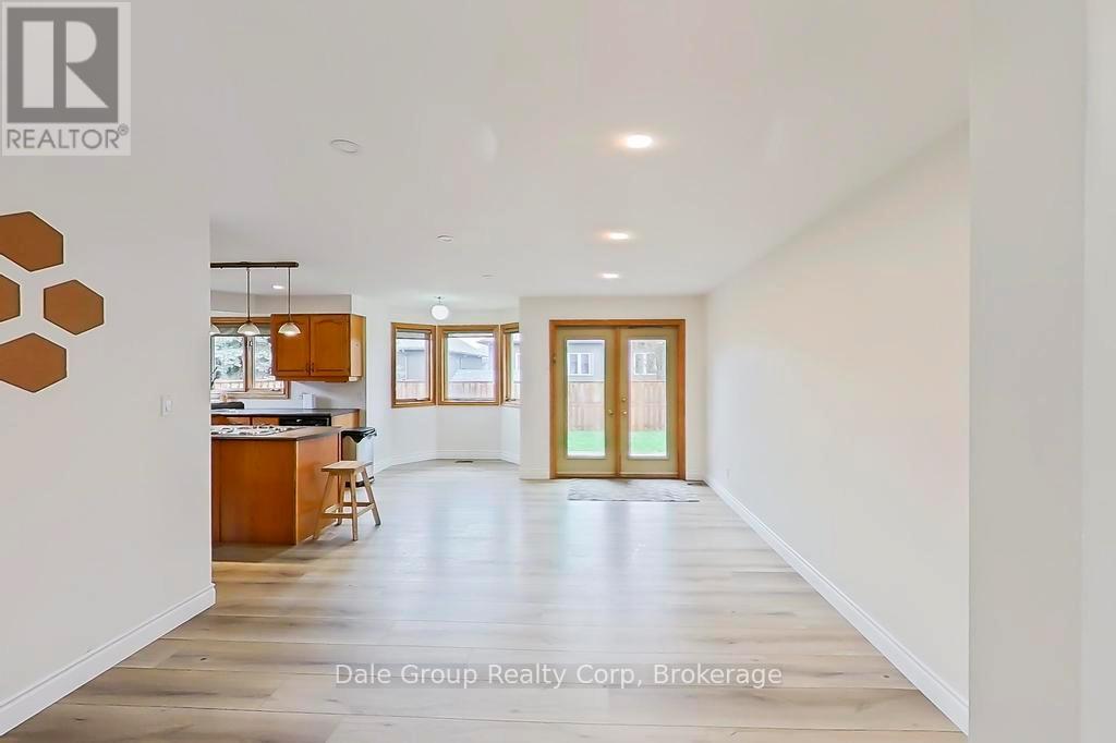 256 Rivers Boulevard E, South Huron, Ontario  N0M 1S1 - Photo 12 - X13012600