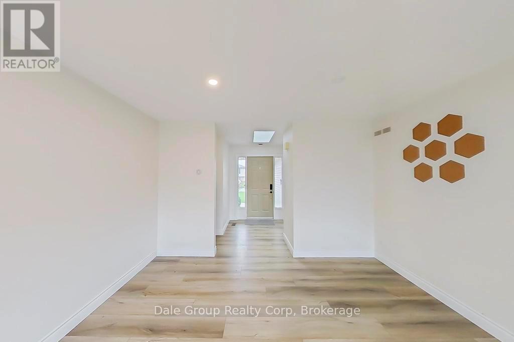 256 Rivers Boulevard E, South Huron, Ontario  N0M 1S1 - Photo 14 - X13012600