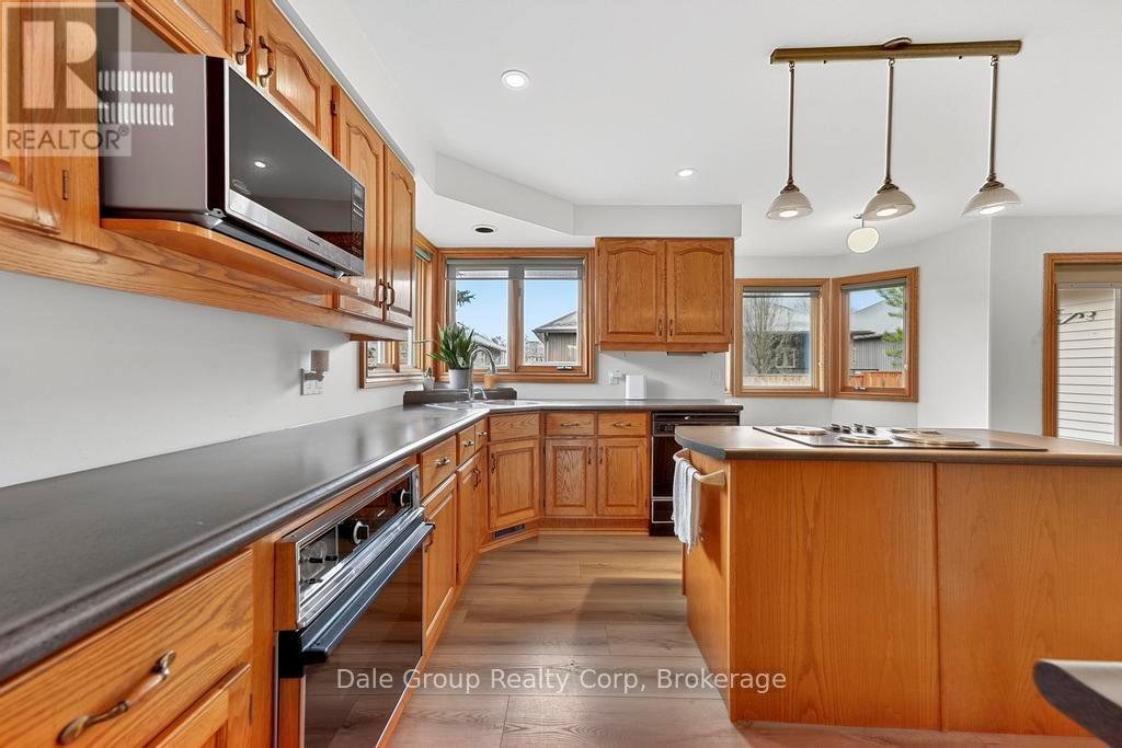 256 Rivers Boulevard E, South Huron, Ontario  N0M 1S1 - Photo 8 - X13012600