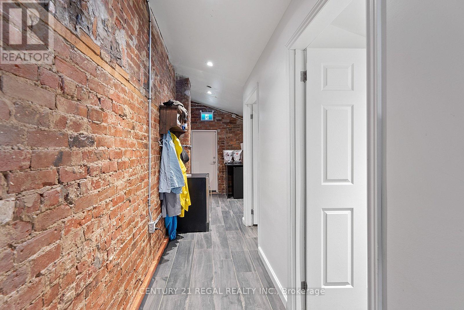 2nd/3rd - 481-483 Church Street, Toronto, Ontario  M4Y 2C6 - Photo 20 - C13012532