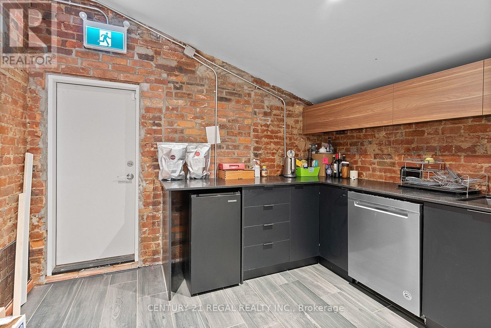 2nd/3rd - 481-483 Church Street, Toronto, Ontario  M4Y 2C6 - Photo 21 - C13012532