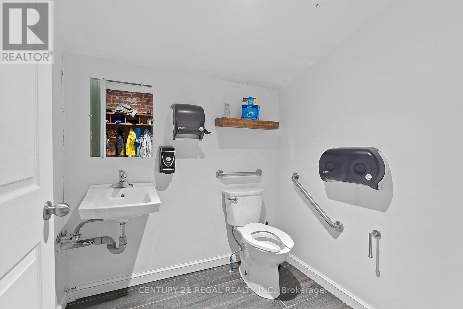 2nd/3rd - 481-483 Church Street, Toronto, Ontario  M4Y 2C6 - Photo 22 - C13012532