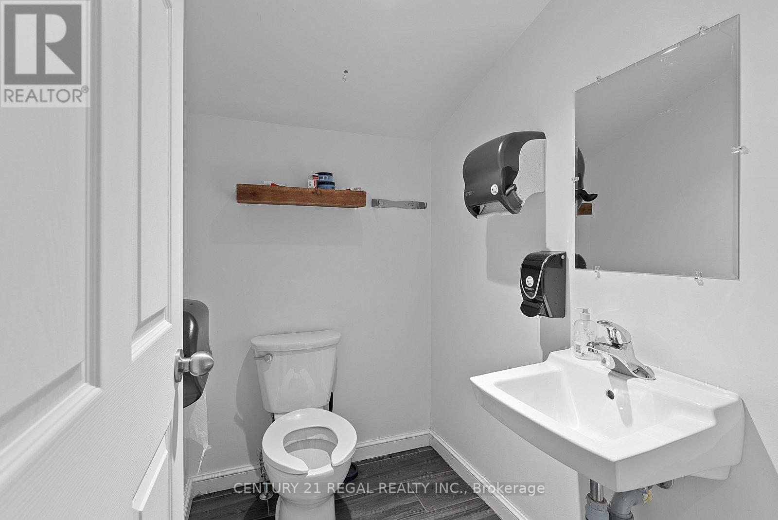 2nd/3rd - 481-483 Church Street, Toronto, Ontario  M4Y 2C6 - Photo 23 - C13012532