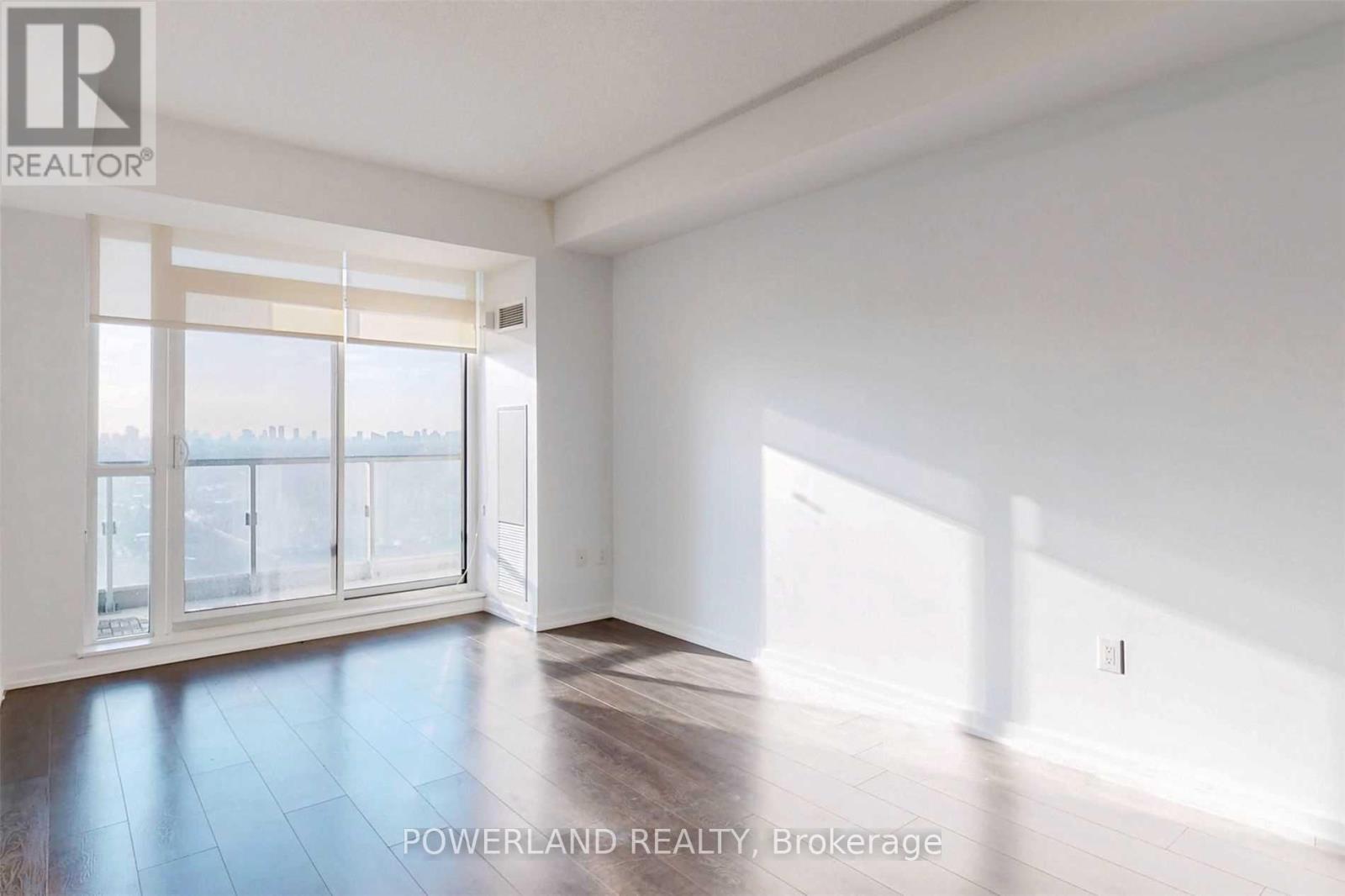 2013 - 66 Forest Manor Road, Toronto, Ontario  M2J 0B7 - Photo 2 - C13012640