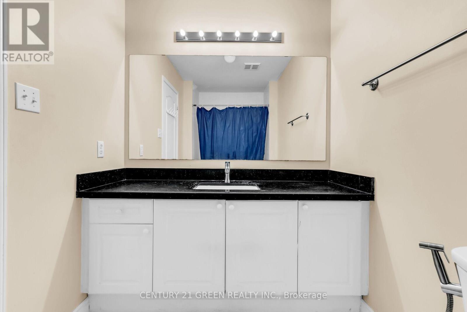 3152 Angel Pass Drive, Mississauga, Ontario  L5M 7R5 - Photo 26 - W12991514