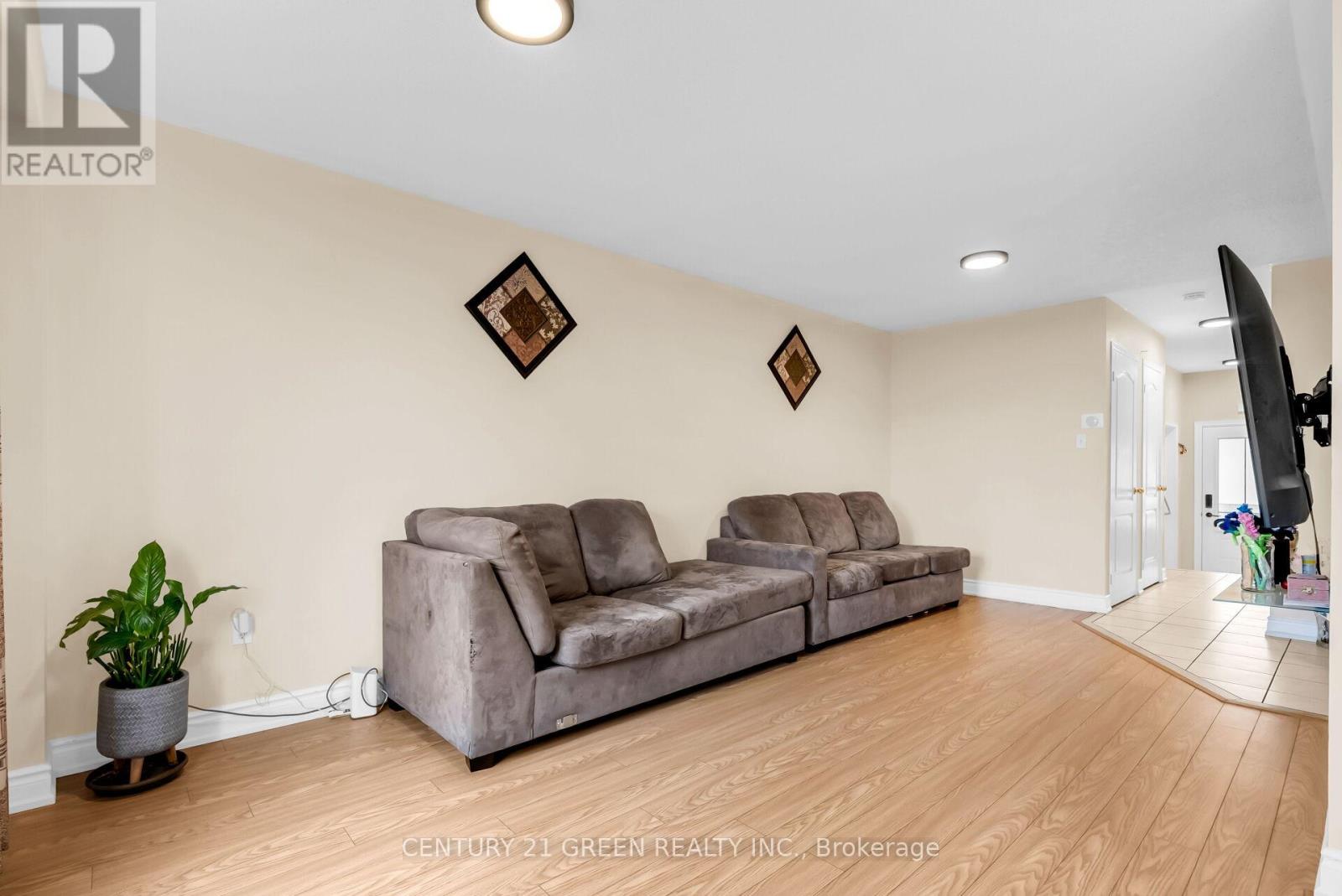 3152 Angel Pass Drive, Mississauga, Ontario  L5M 7R5 - Photo 12 - W12991514