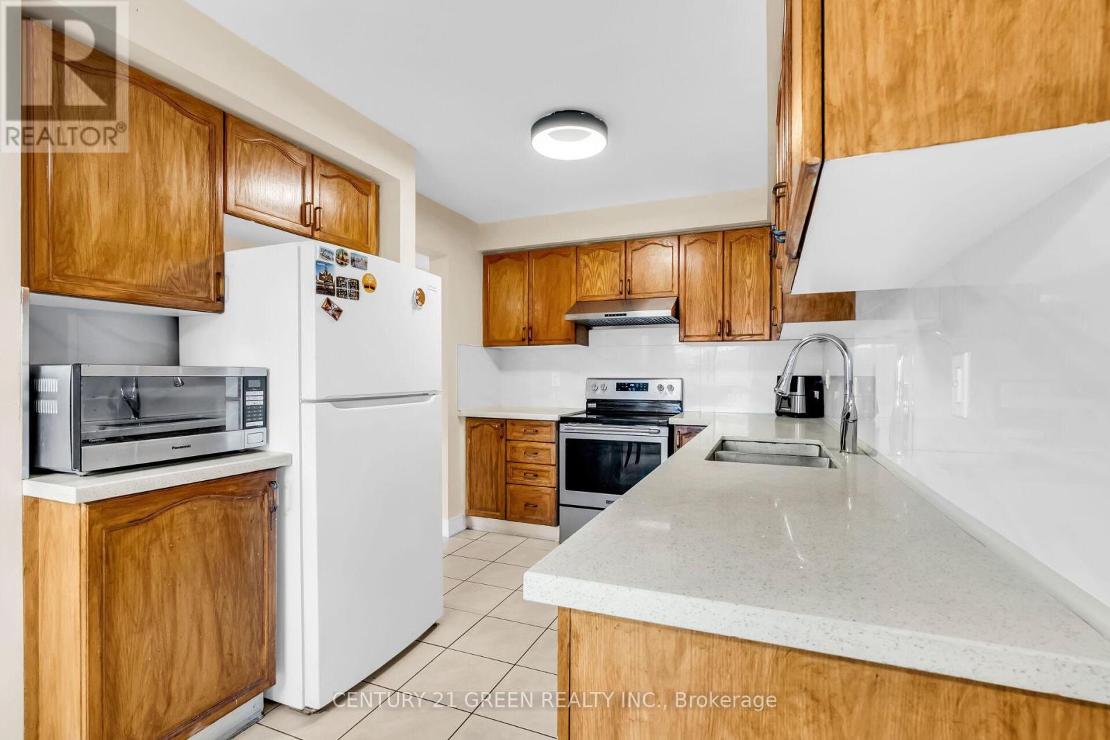 3152 Angel Pass Drive, Mississauga, Ontario  L5M 7R5 - Photo 16 - W12991514