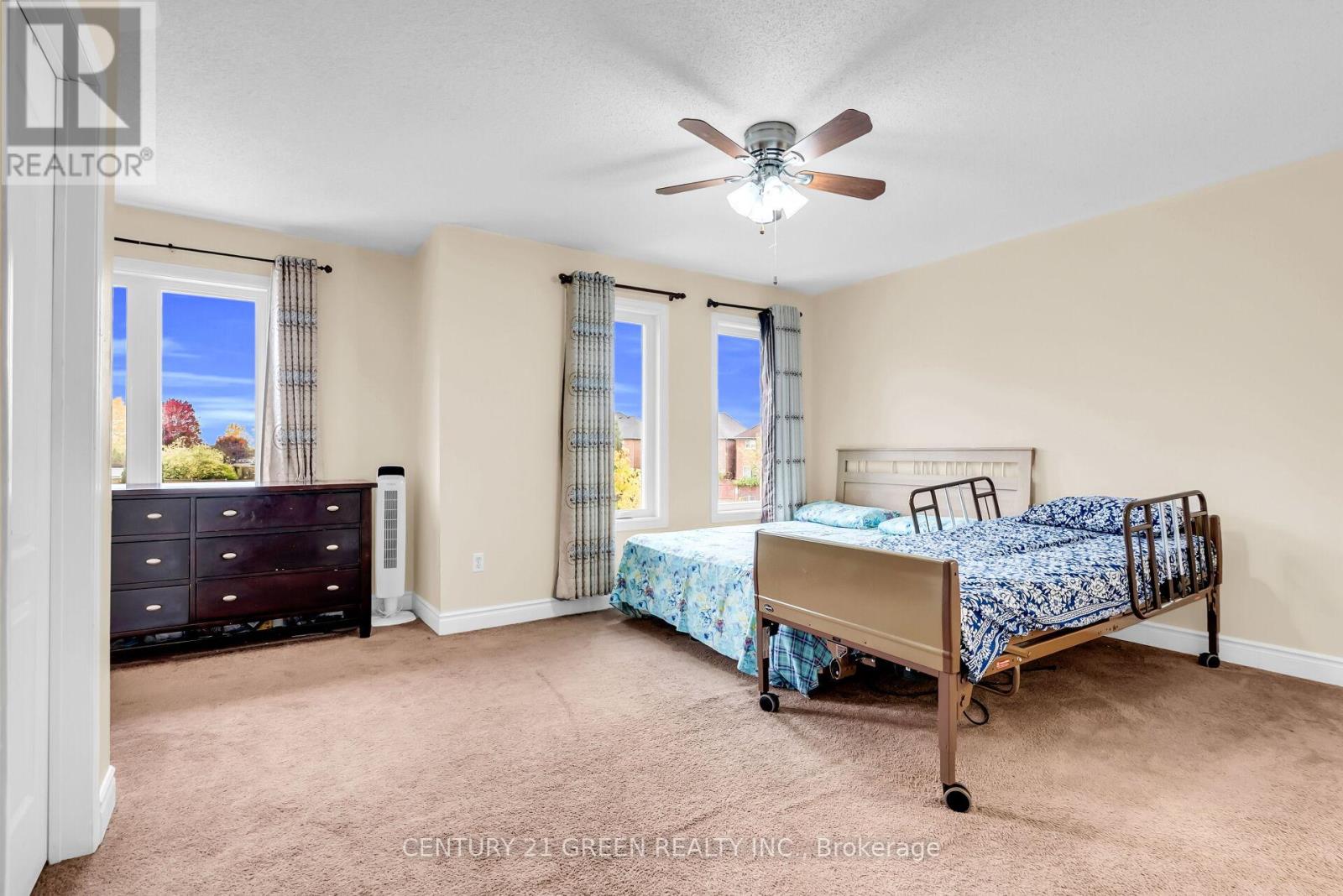 3152 Angel Pass Drive, Mississauga, Ontario  L5M 7R5 - Photo 23 - W12991514