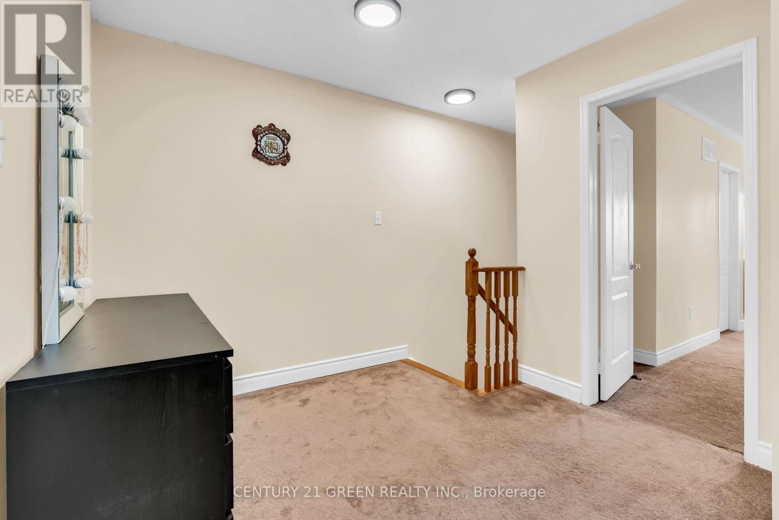 3152 Angel Pass Drive, Mississauga, Ontario  L5M 7R5 - Photo 21 - W12991514