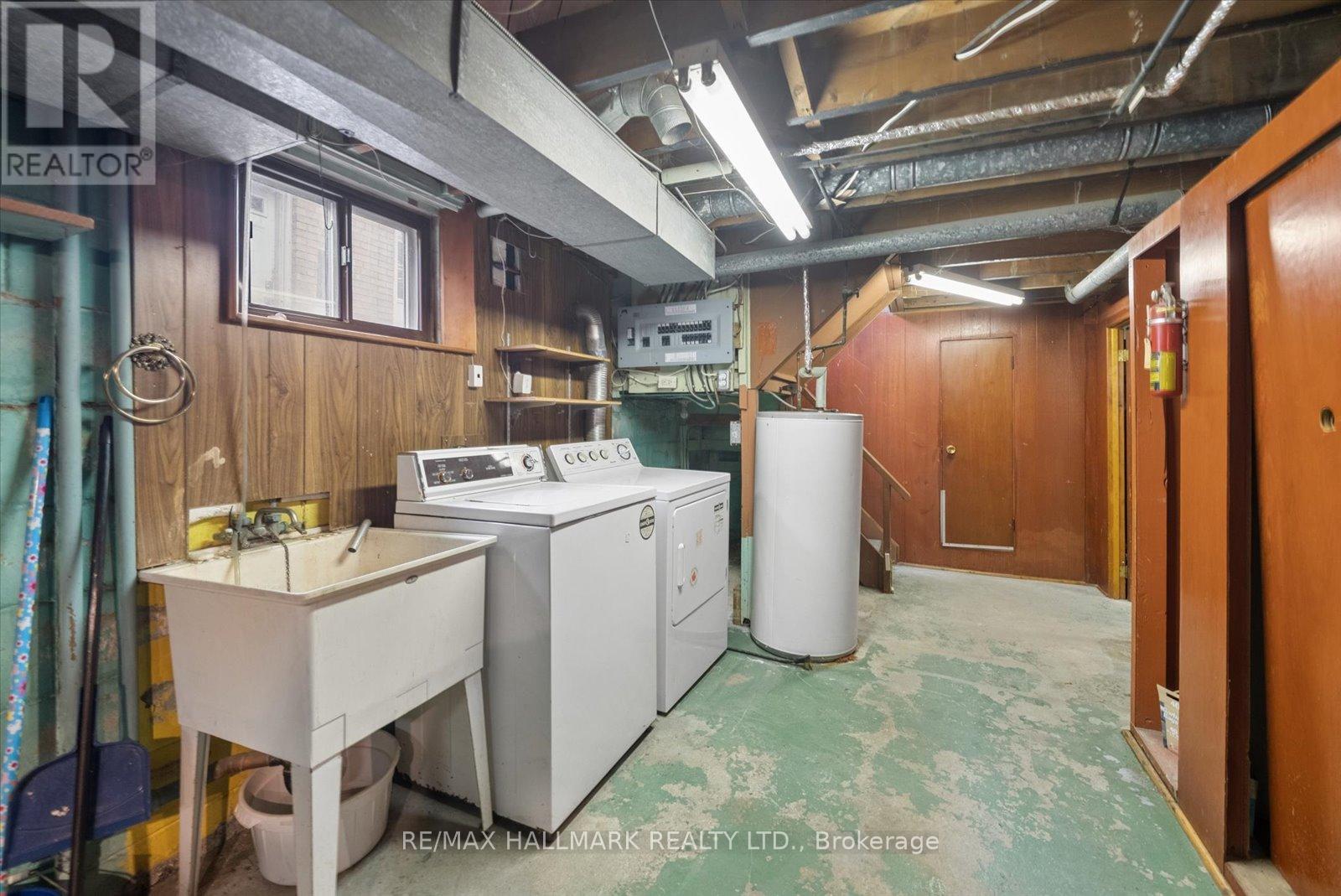 31a Laurel Avenue, Toronto, Ontario  M1K 3J3 - Photo 30 - E13012526