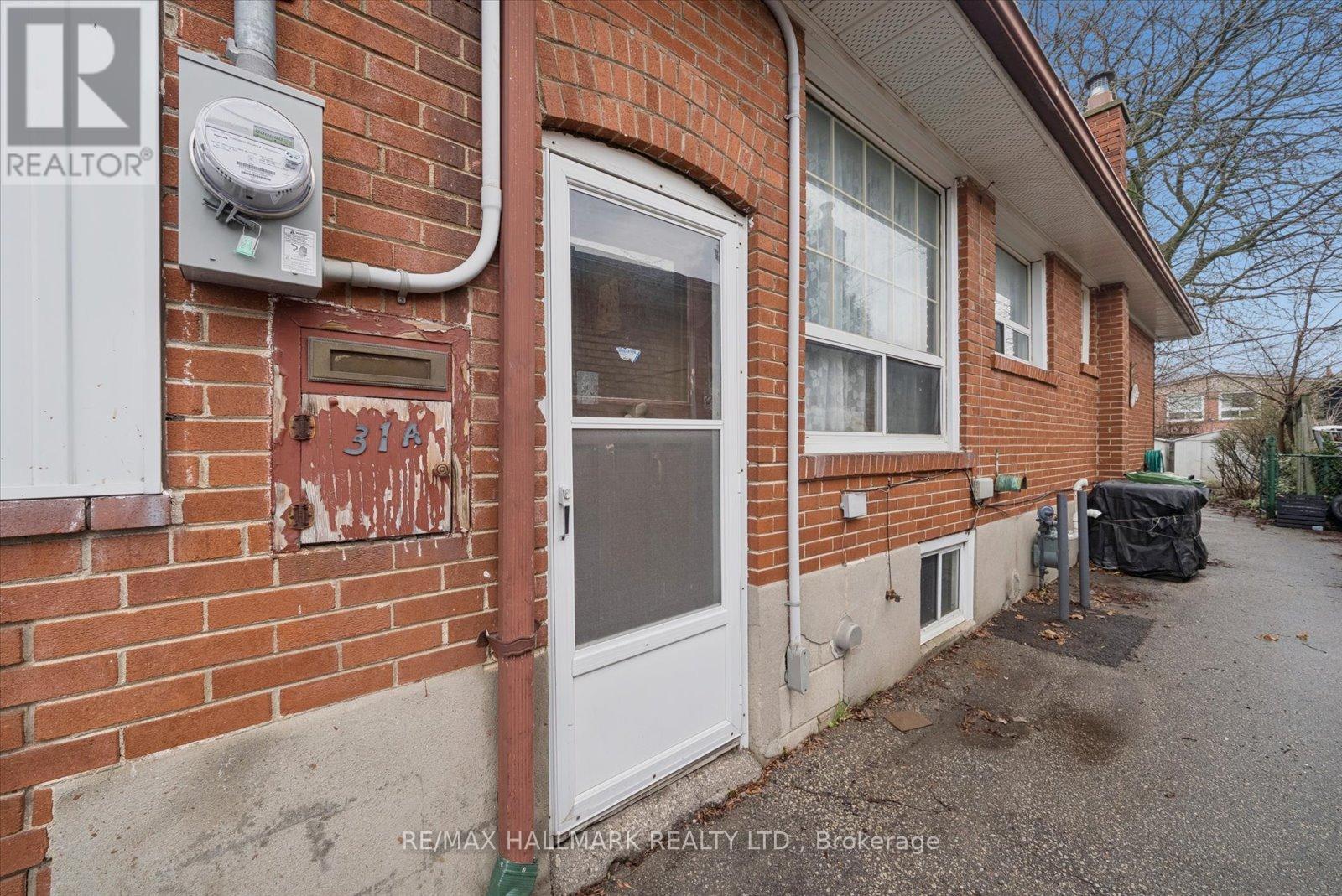 31a Laurel Avenue, Toronto, Ontario  M1K 3J3 - Photo 32 - E13012526