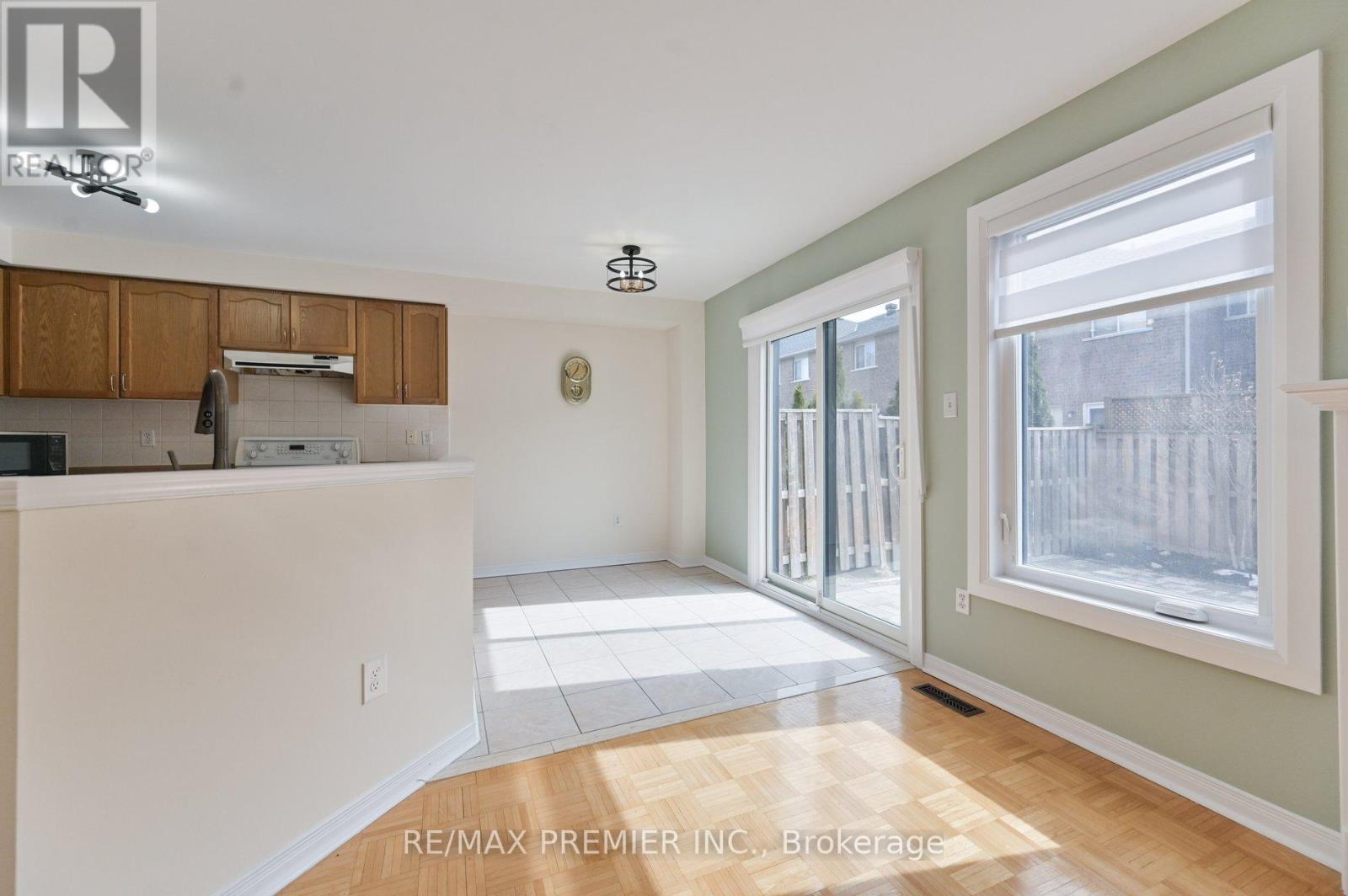 152 Laurelhurst Crescent, Vaughan, Ontario  L4H 2M7 - Photo 10 - N13012544