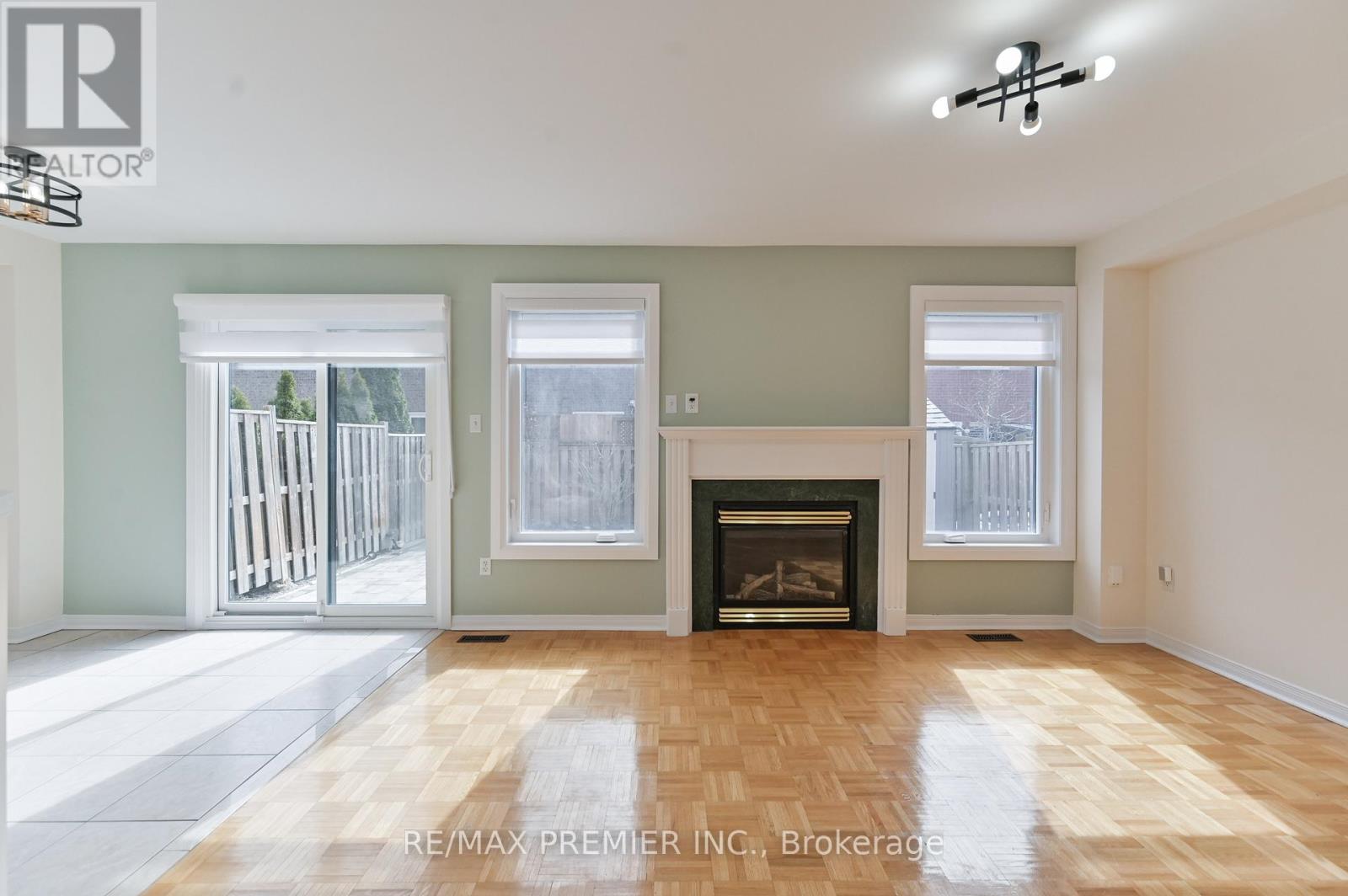 152 Laurelhurst Crescent, Vaughan, Ontario  L4H 2M7 - Photo 5 - N13012544