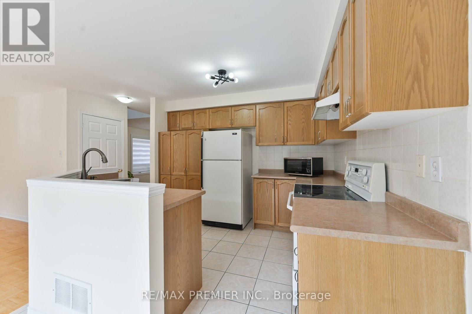 152 Laurelhurst Crescent, Vaughan, Ontario  L4H 2M7 - Photo 6 - N13012544