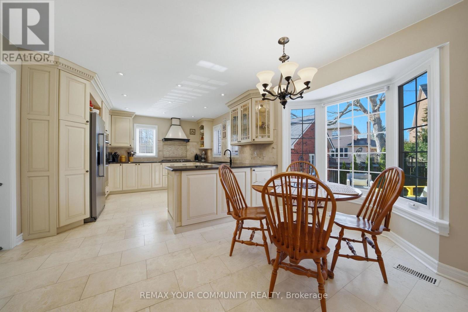 23 John Lyons Road, Markham, Ontario  L3P 3H3 - Photo 12 - N13012592