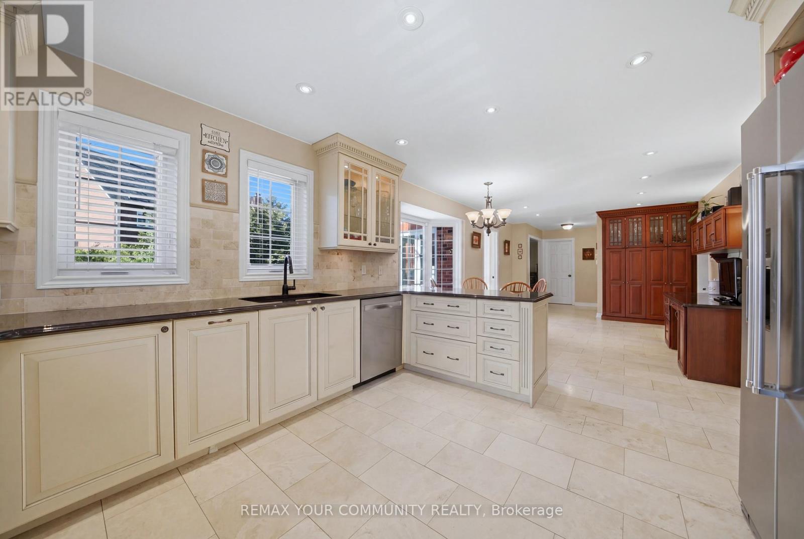 23 John Lyons Road, Markham, Ontario  L3P 3H3 - Photo 15 - N13012592