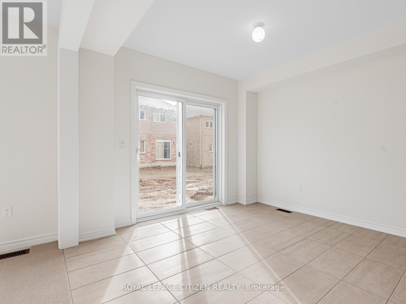 7 Wayne Allison Drive, Georgina, Ontario  L0E 1R0 - Photo 15 - N13012616