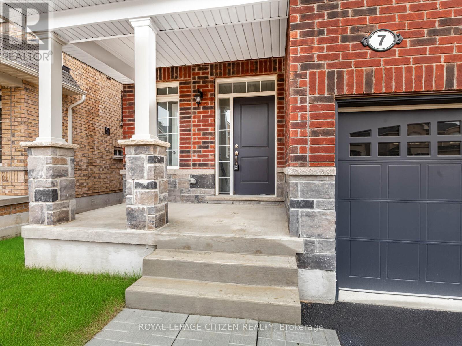 7 Wayne Allison Drive, Georgina, Ontario  L0E 1R0 - Photo 3 - N13012616