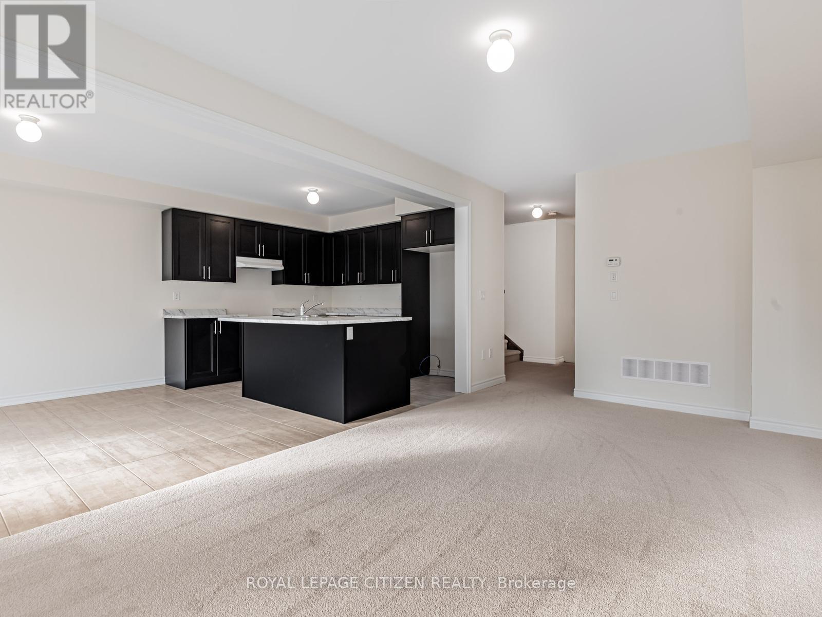 7 Wayne Allison Drive, Georgina, Ontario  L0E 1R0 - Photo 9 - N13012616