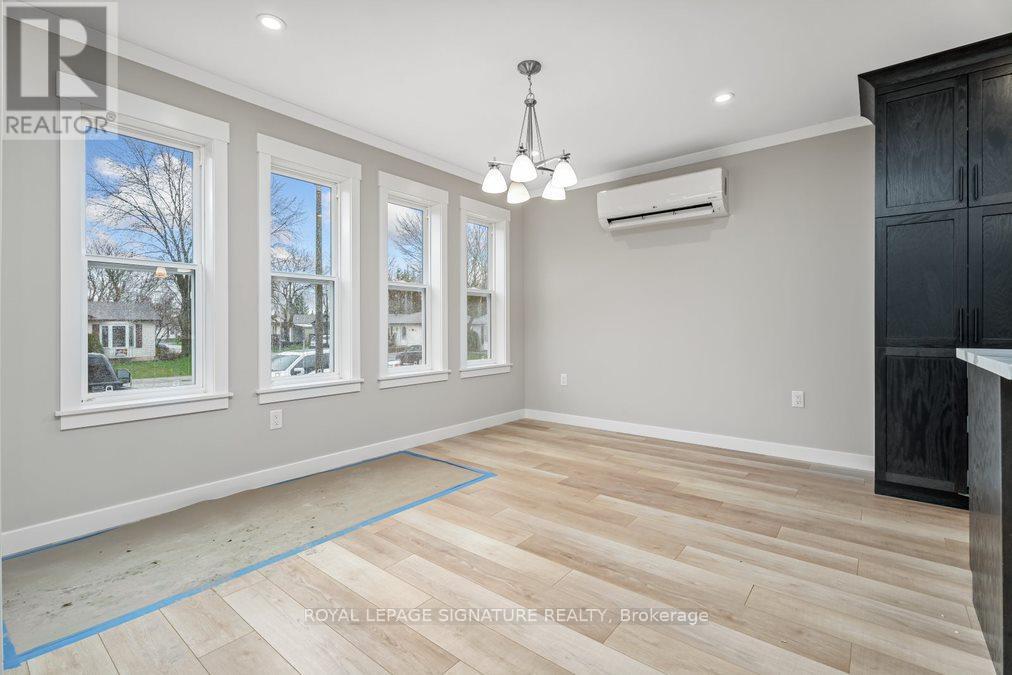 18 Briar Wood Place, Innisfil, Ontario  L0L 1L0 - Photo 4 - N13012664