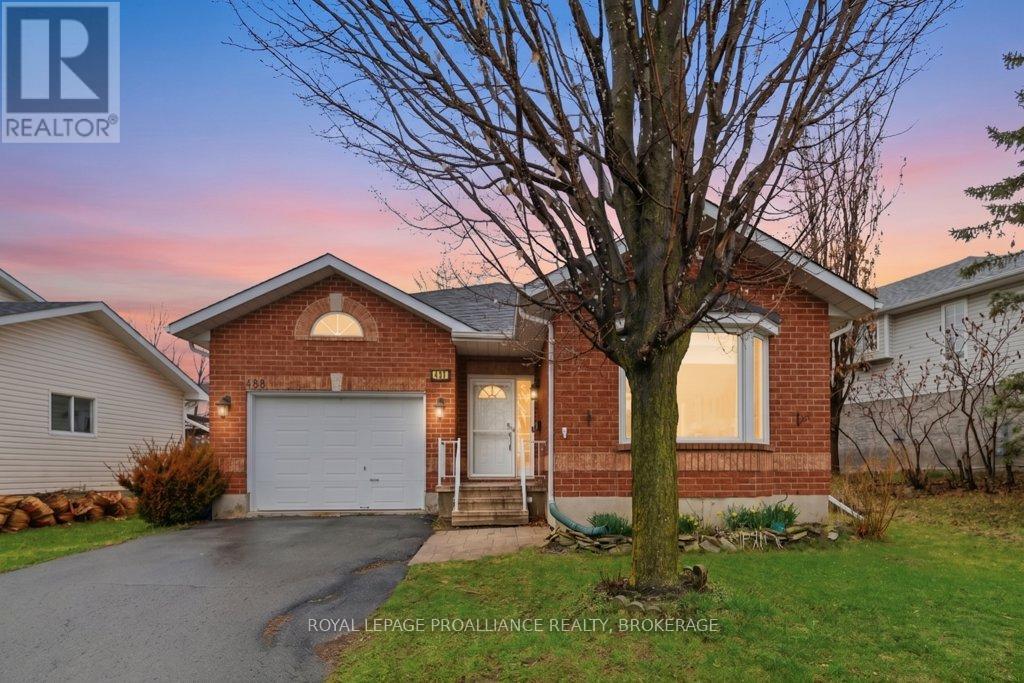 488 FIELDSTONE DRIVE, Kingston, Ontario