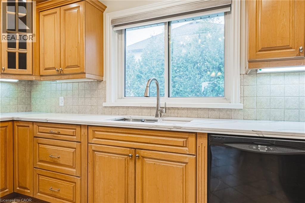 390 5th Concession Road W, Millgrove, Ontario  L0R 1V0 - Photo 13 - 40819521