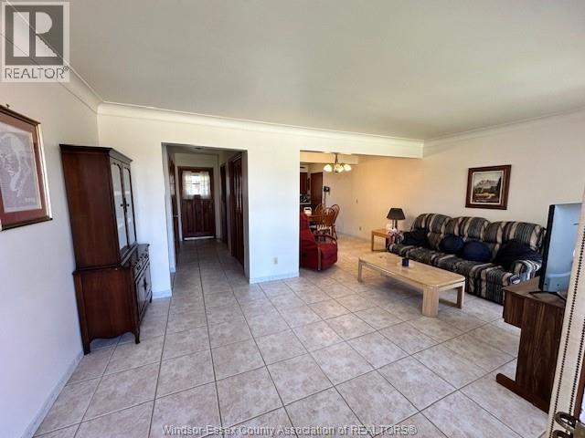 921 Kennedy Drive West, Windsor, Ontario  N9G 1T2 - Photo 4 - 26007975