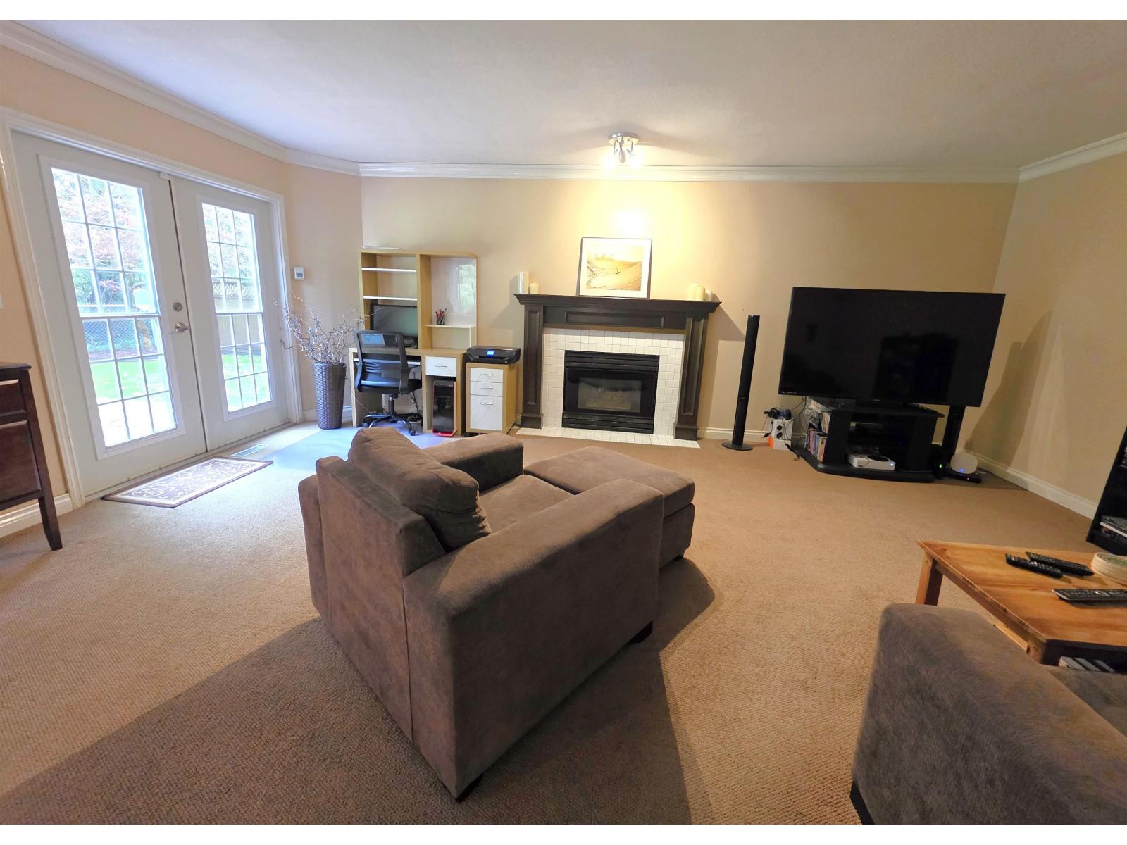 8412 213th Street, Langley, British Columbia  V1M 2J1 - Photo 11 - R3111080