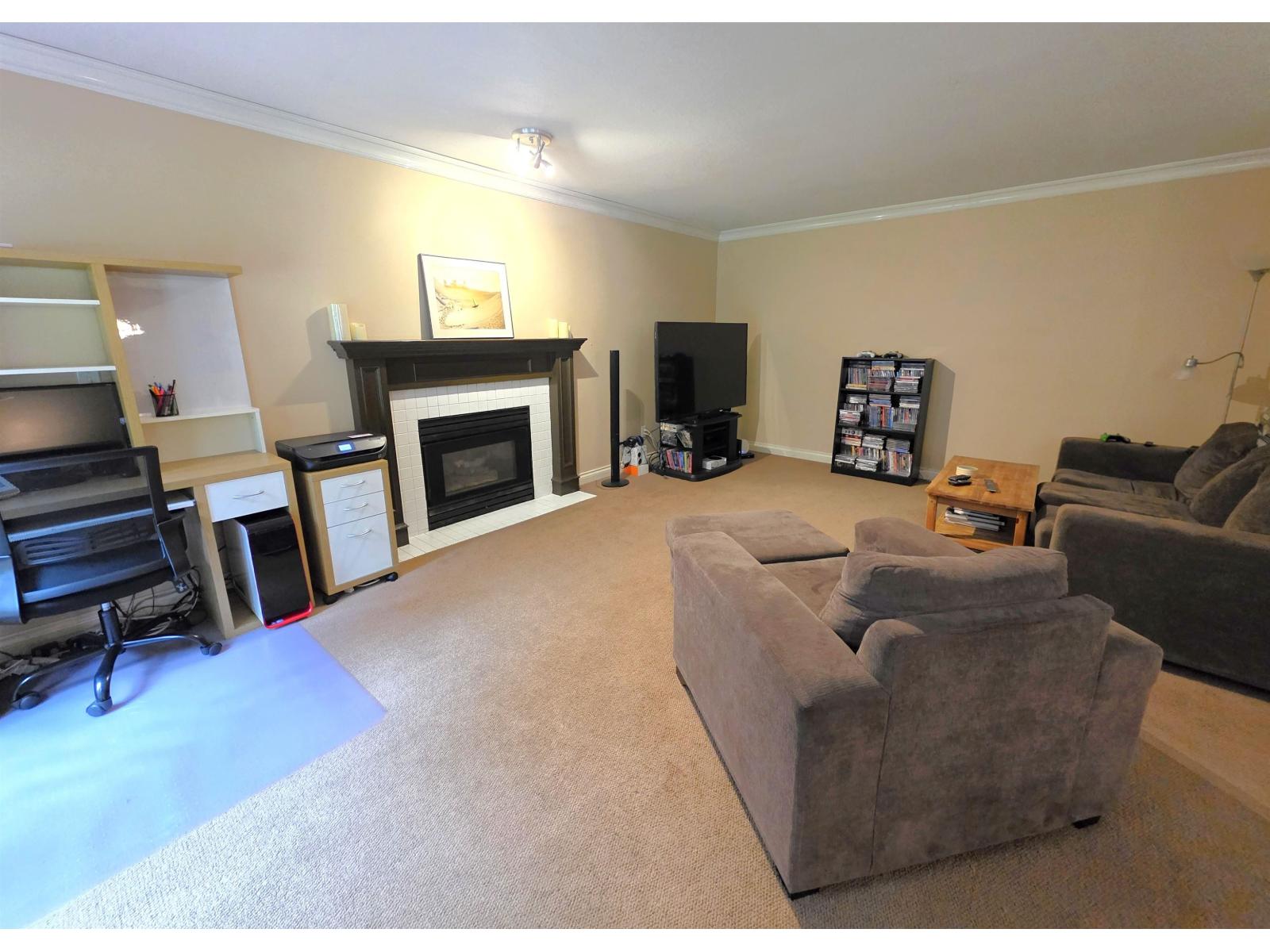 8412 213th Street, Langley, British Columbia  V1M 2J1 - Photo 12 - R3111080