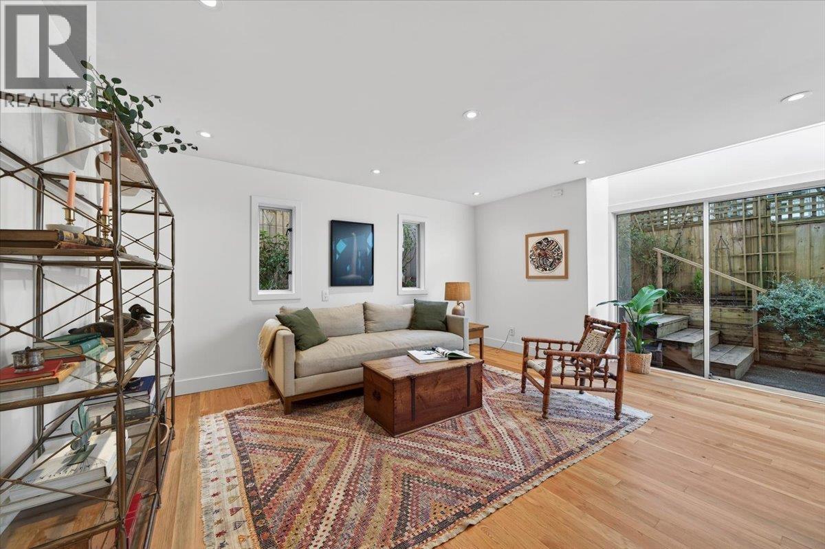 38 W 14th Avenue, Vancouver, British Columbia  V5Y 1W6 - Photo 6 - R3108956