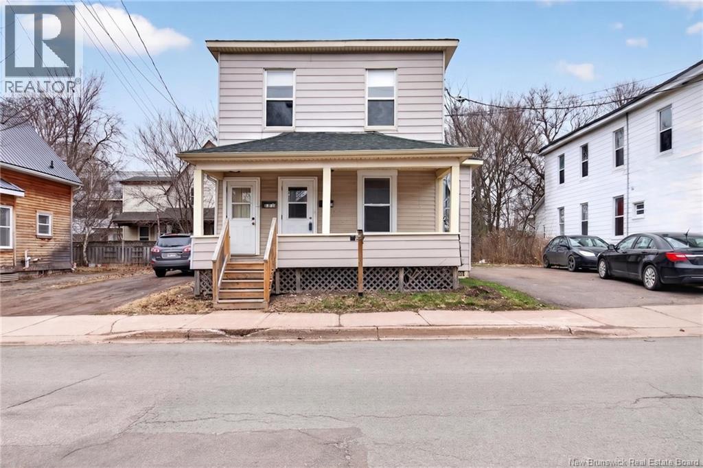 365 Robinson Street, Moncton, New Brunswick  E1C 5E5 - Photo 1 - NB137308