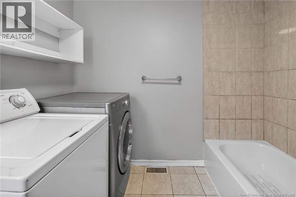 365 Robinson Street, Moncton, New Brunswick  E1C 5E5 - Photo 20 - NB137308