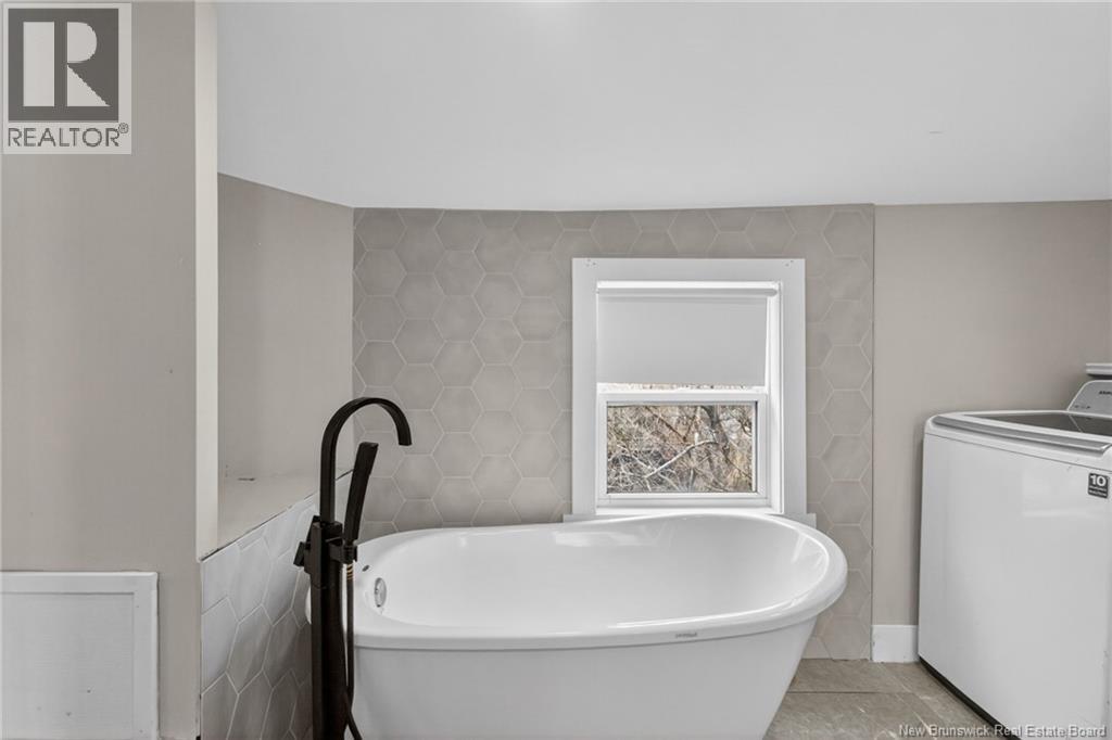 365 Robinson Street, Moncton, New Brunswick  E1C 5E5 - Photo 34 - NB137308