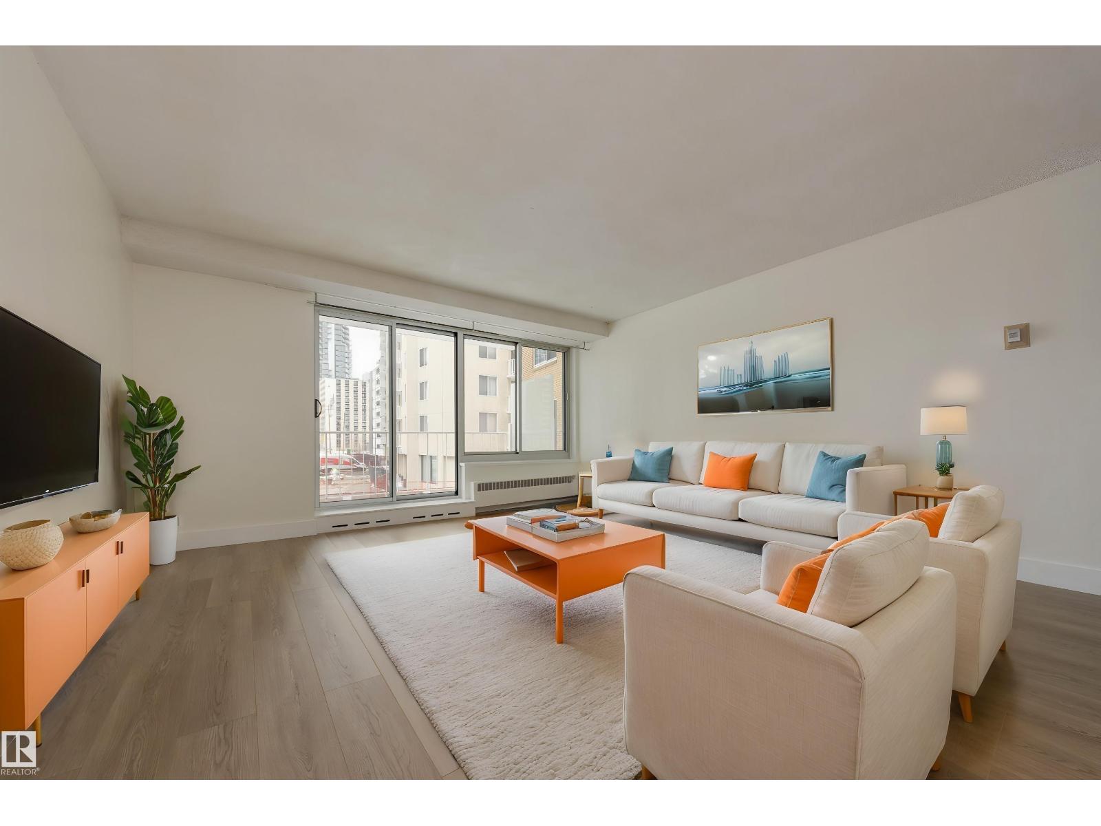 #207 12207 Jasper Av Nw, Edmonton, Alberta  T5N 3K2 - Photo 1 - E4482837