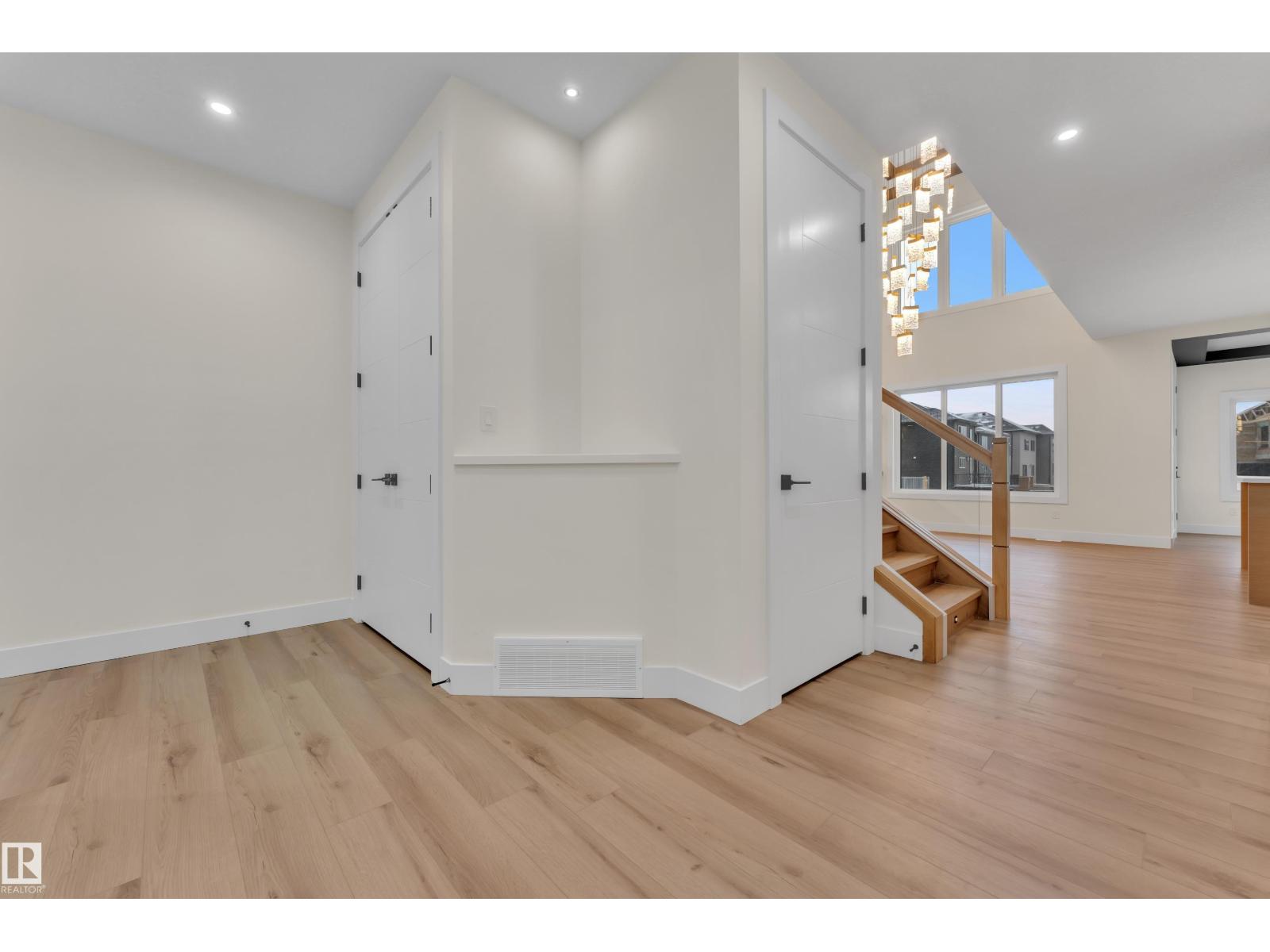 8450 Mayday Li Sw, Edmonton, Alberta  T6X 3G1 - Photo 9 - E4482688