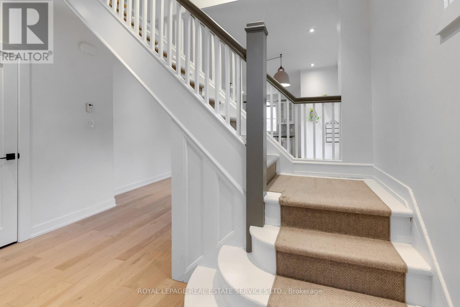 954 Shaw Street, Toronto, Ontario  M6G 3M6 - Photo 15 - W13012524