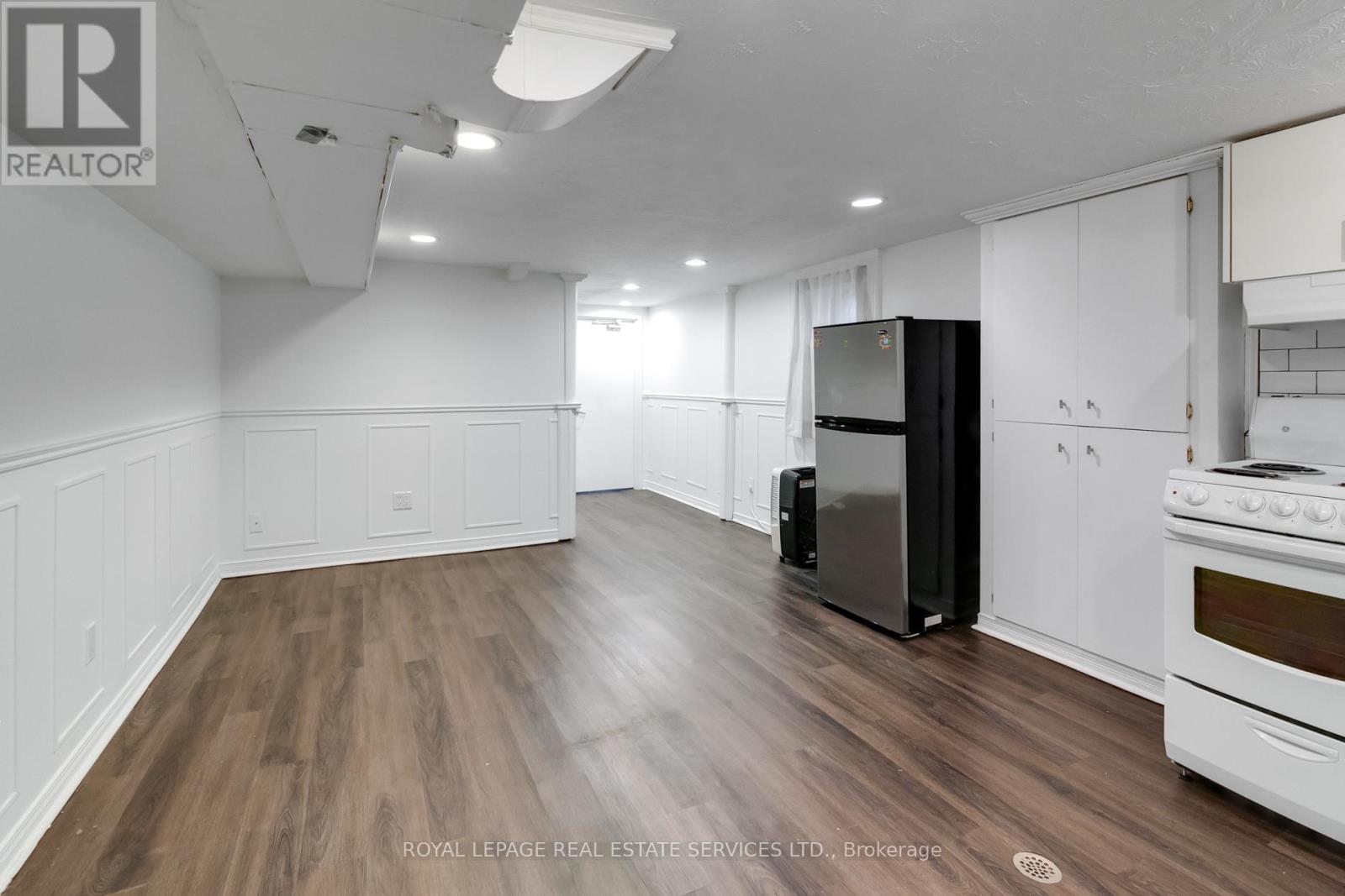 954 Shaw Street, Toronto, Ontario  M6G 3M6 - Photo 30 - W13012524