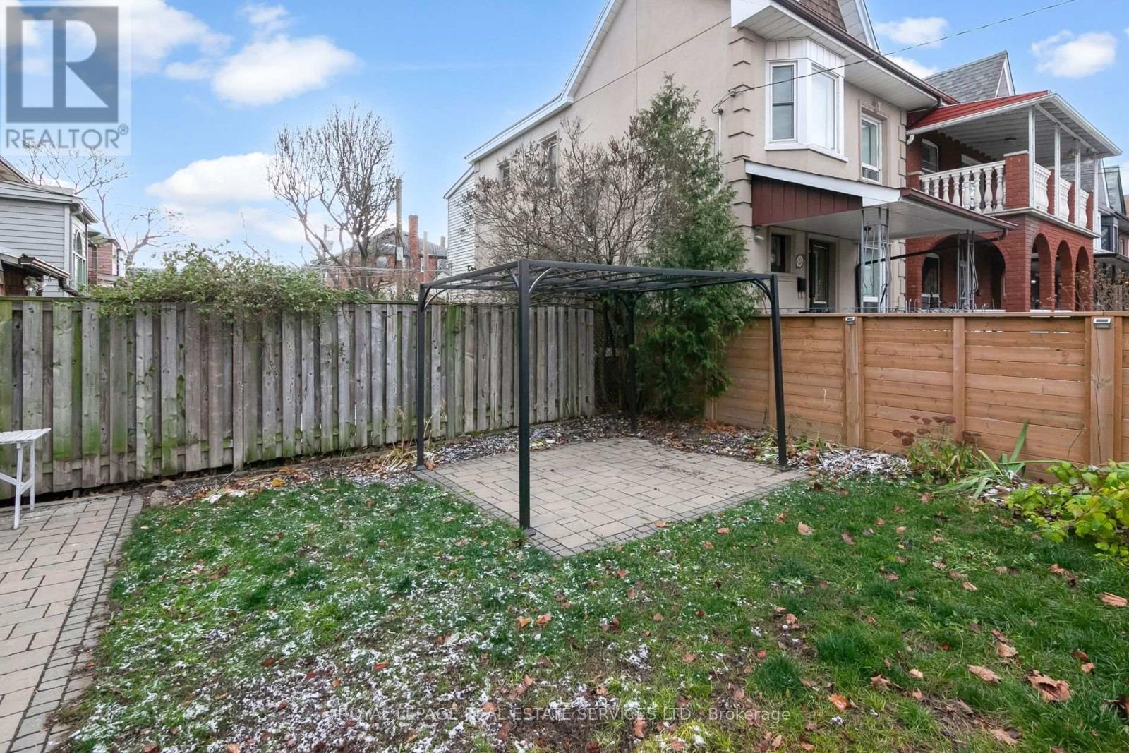 954 Shaw Street, Toronto, Ontario  M6G 3M6 - Photo 34 - W13012524