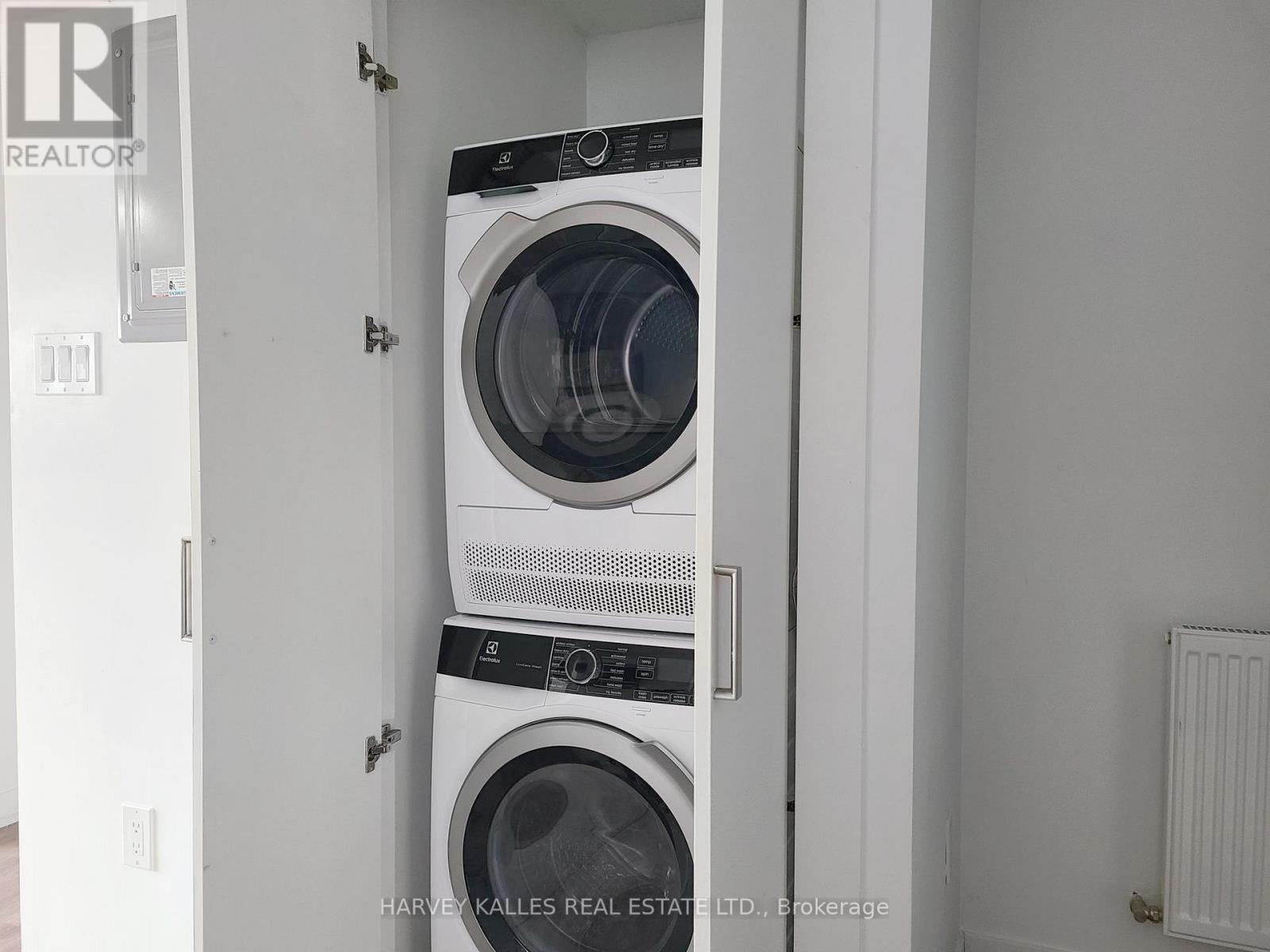 2 - 521 Browns Line, Toronto, Ontario  M8W 3V1 - Photo 5 - W13012530