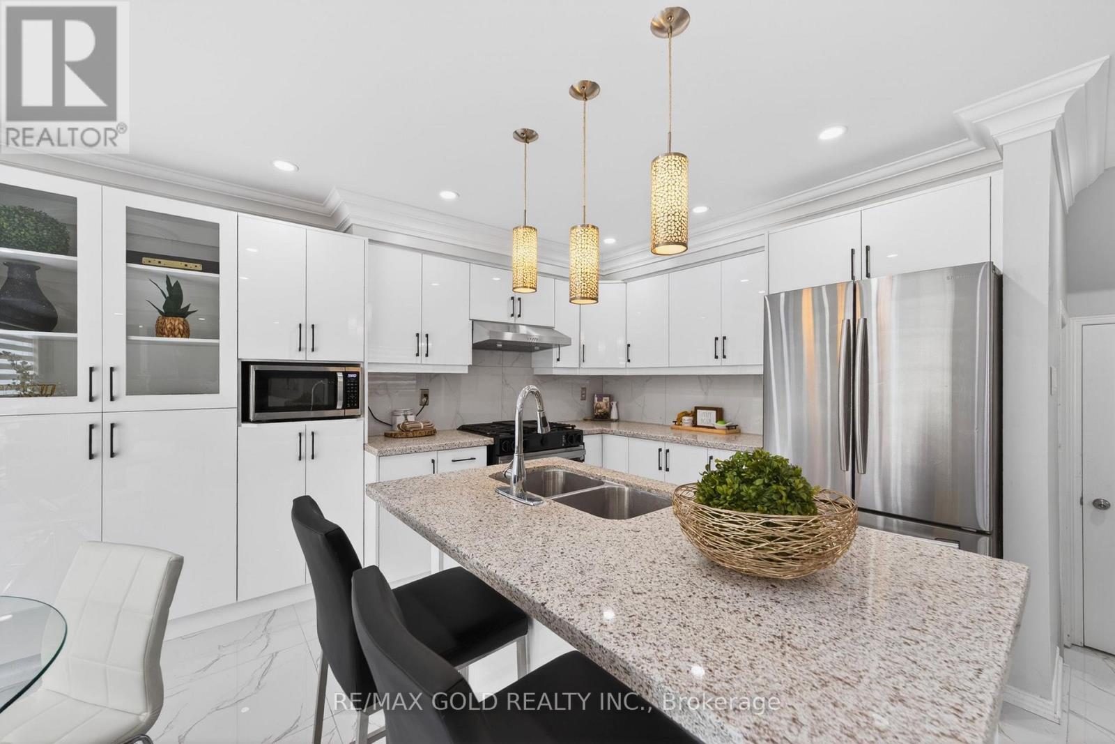 12 Linderwood Drive W, Brampton, Ontario  L7A 1R7 - Photo 13 - W13012534