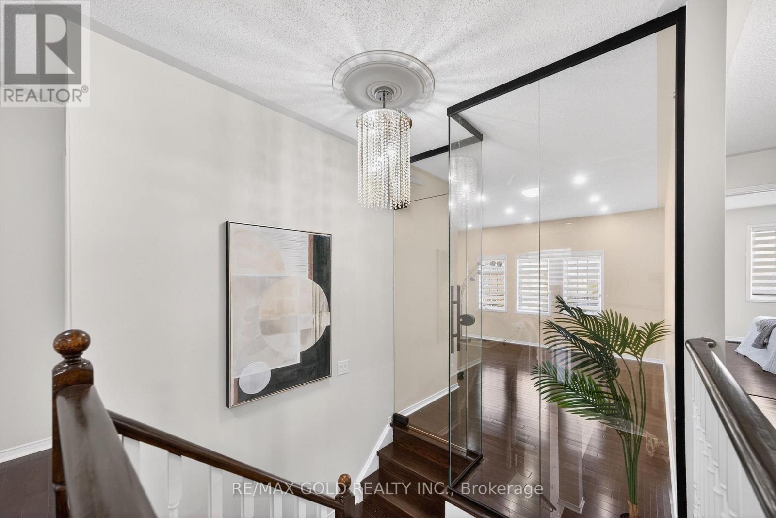 12 Linderwood Drive W, Brampton, Ontario  L7A 1R7 - Photo 23 - W13012534